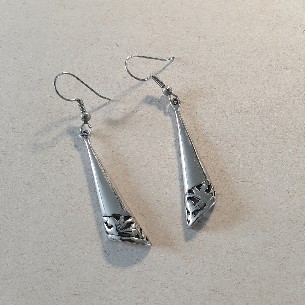 Silver Tone Drop Earrings